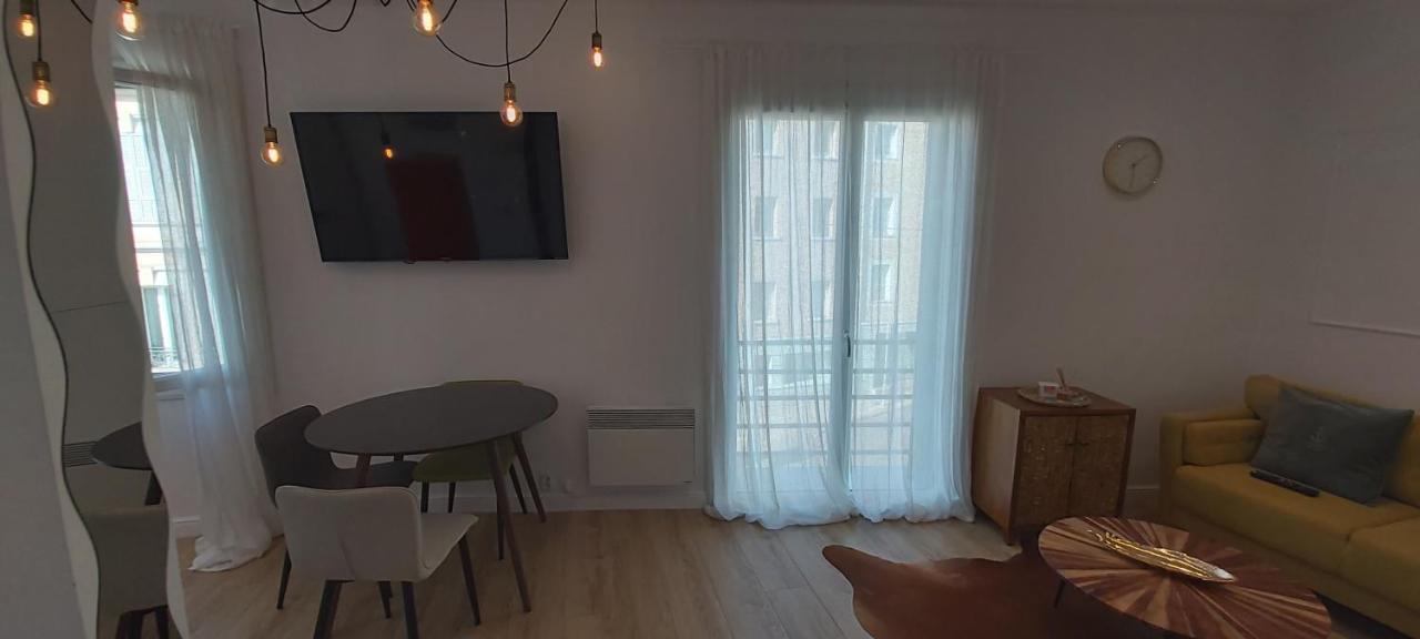 123 Sadi Carnot, Classe 2 Etoiles Saint-Raphaël Exterior foto